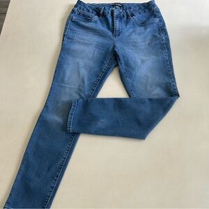 D. Jeans denim blue jeans, Size 8